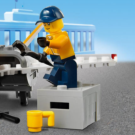 LEGO® City - Műrepülő szállítóautó (60289)