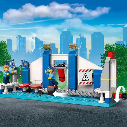 LEGO® City - Rendőrségi tréning akadémia (60372)