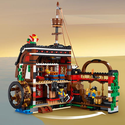 LEGO® Creator 3in1 - Kalózhajó (31109)