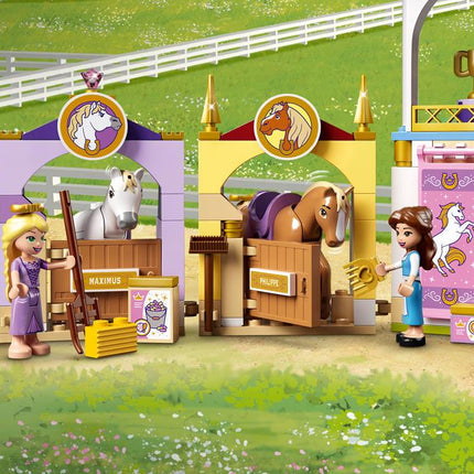 LEGO® Disney™ - Belle és Aranyhaj királyi istállói (43195)