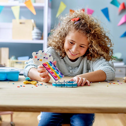 LEGO® DOTS - Szivárvány ékszerállvány (41905)