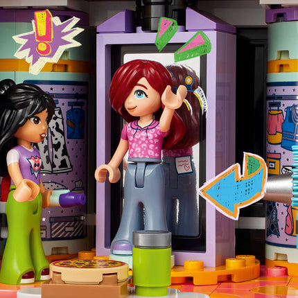 LEGO® Friends - Popsztár turnébusz (42619)