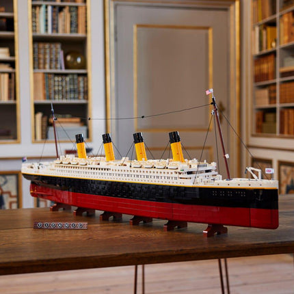 LEGO® Icons - Titanic (10294)